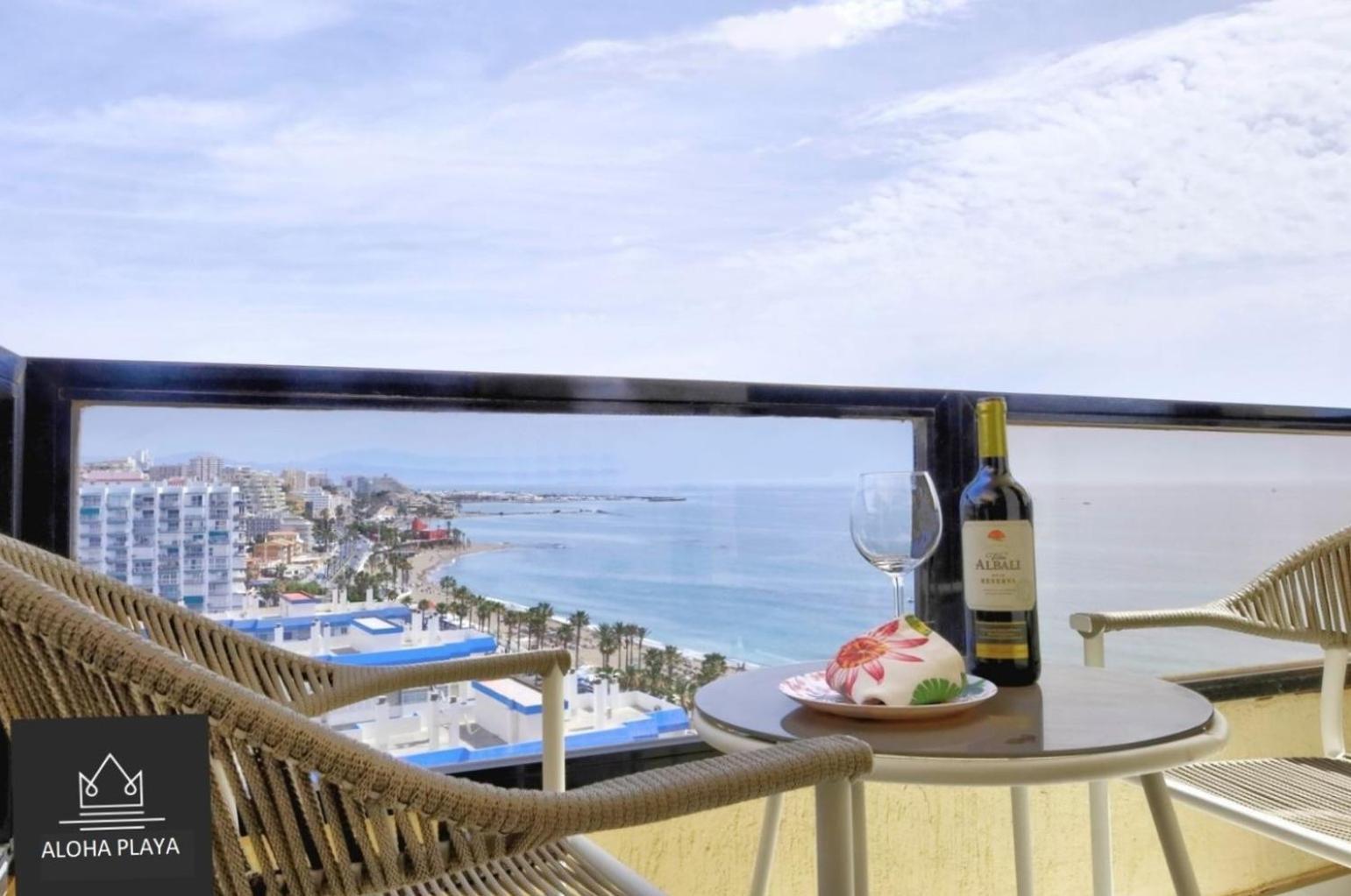 Lejlighed Aloha Playa Deluxe Wifi Swimming Pools & Parking